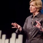 Brené Brown, profesora e investigadora en la Universidad de Houston: "La vulnerabilidad no es debilidad y ese mito es profundamente peligroso"