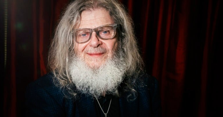 Una noche con Gustavo Santaolalla, entre vinos, comida regional, música y confesiones