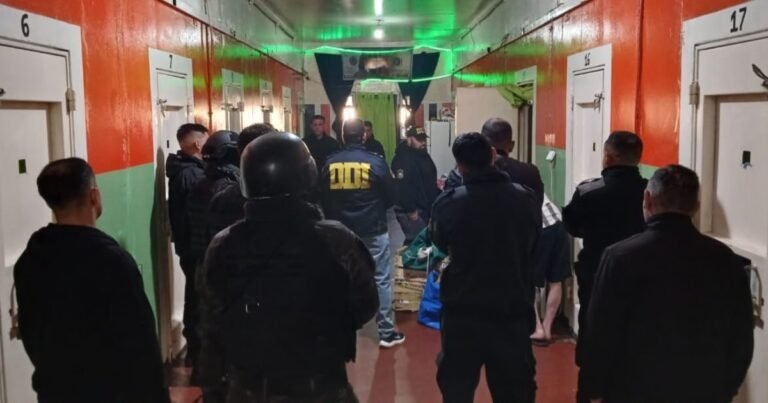 "La hago re cagar a balazos": descubren un temible plan de dos presos para matar a una fiscal de San Isidro