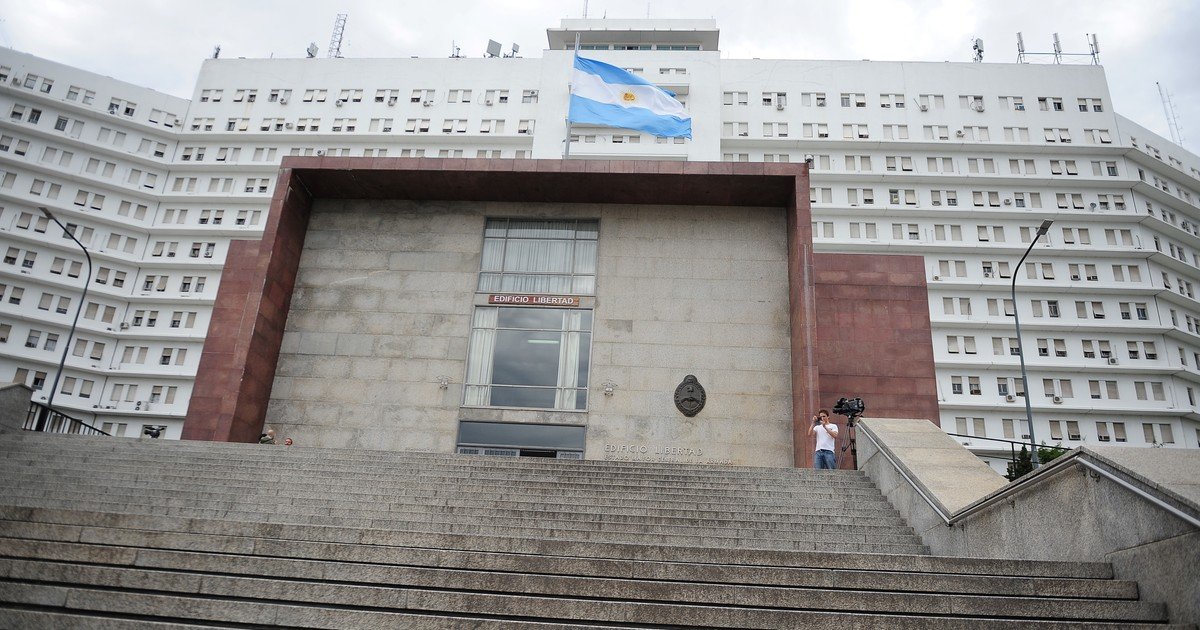 Corrupción en la Armada: la justicia secuestró las computadoras desde las que se pagaron los sobresueldos