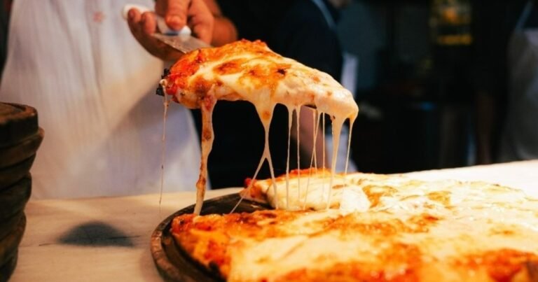 Qué mozzarella usar para cada tipo de pizza: el secreto de las mejores pizzerías de Buenos Aires
