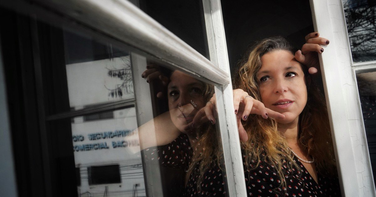Crece la polémica: el embajador argentino defendió a Ariana Harwicz y otros autores la acusan de negar un genocidio