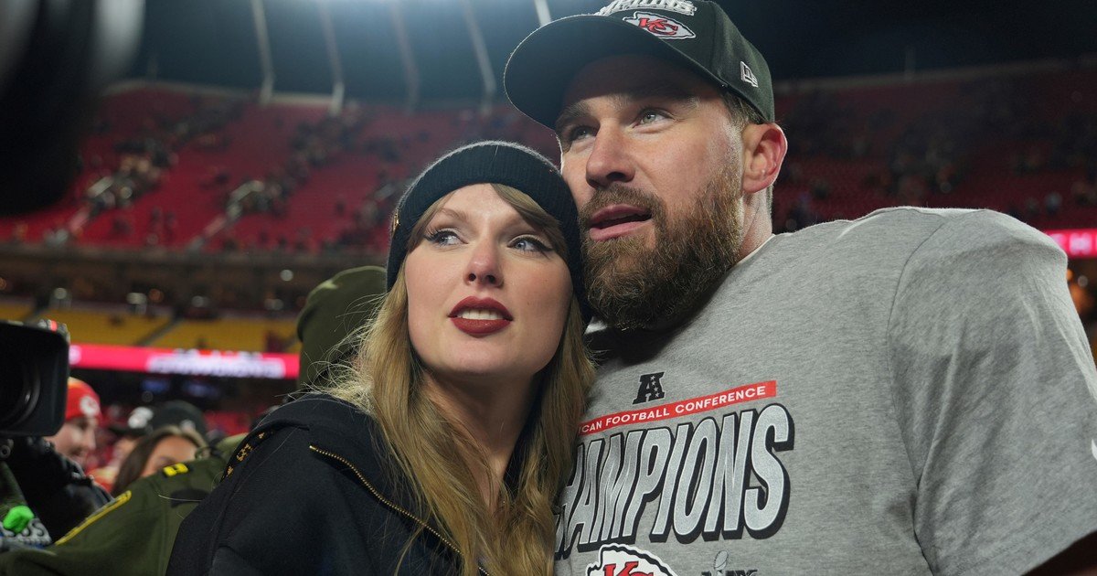 Amantes de los animales: Travis Kelce confirmó así que él y Taylor Swift adoptaron a una perra Samoyedo que adora las cámaras