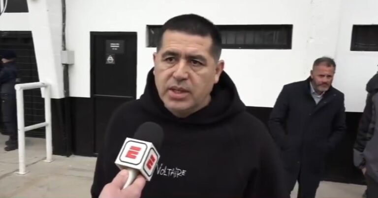 Riquelme habló del reclamo de Vélez y marcó la postura de Boca: "Los partidos se ganan dentro de la cancha"
