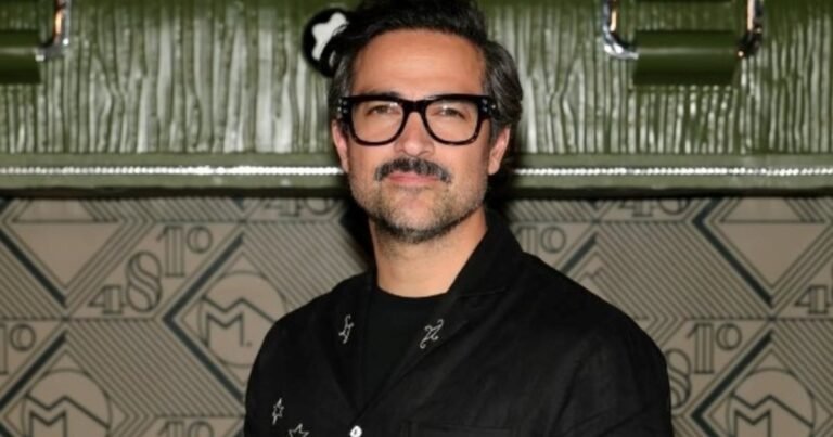 Alfonso Herrera, actor mexicano, sobre el éxito y la fama: “Esta lección me mantuvo los pies sobre el suelo”