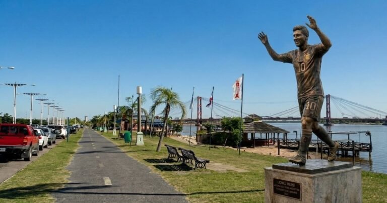 Nombraron Lionel Messi a un paseo costero que anteriormente se llamaba Néstor Kirchner