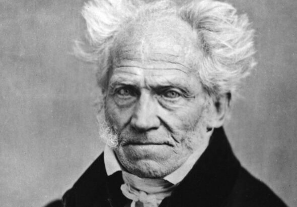 Arthur Schopenhauer, filósofo alemán: "El hombre de espíritu aspirará ante todo a la ausencia de dolor, la tranquilidad y el ocio; buscará, por tanto, una vida tranquila, modesta y lo menos perturbada posible y elegirá la soledad"