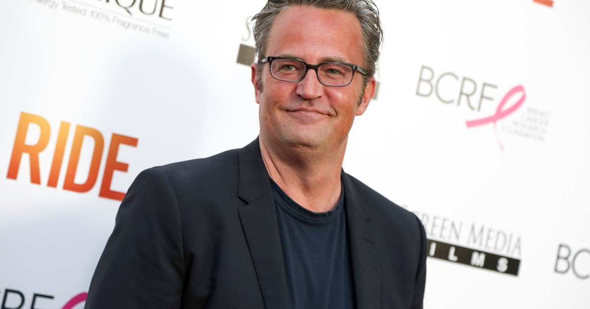 Netflix lanzó el tráiler de la serie sobre Matthew Perry que revela su lucha contra las adicciones y los 7 millones de dólares que gastó para combatirlas