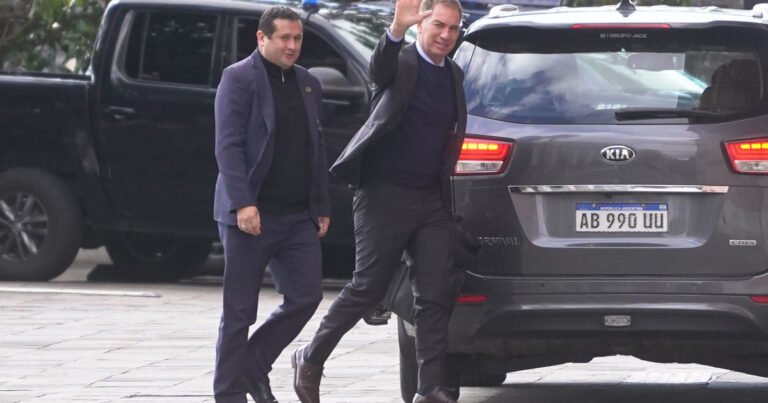 "El gobernador del lado del delincuente, nunca de la víctima": el Gobierno reaccionó al fallo que frena la aplicación de la baja de imputabilidad