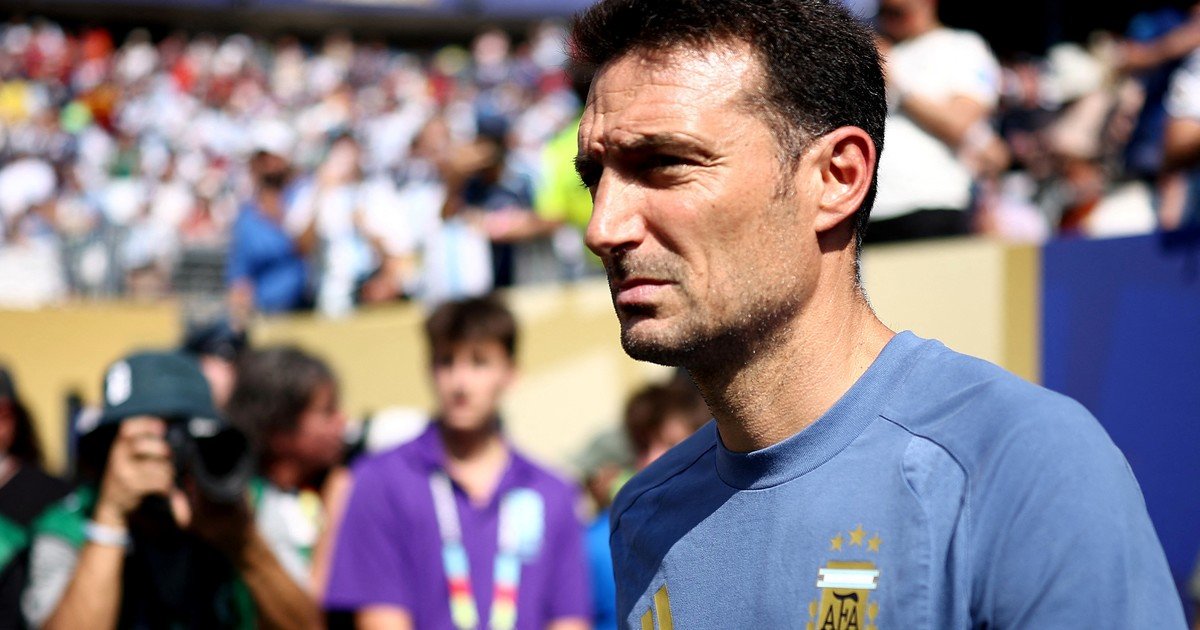 La Selección Argentina desafectó a dos futbolistas de la lista para los amistosos