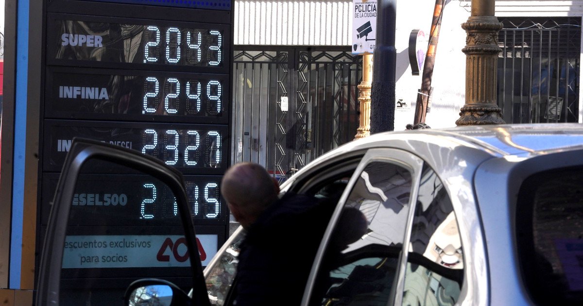 YPF también aumenta la nafta y el gasoil: 1% desde esta noche
