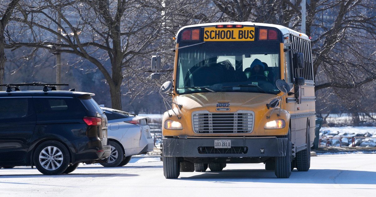 Confirmado por autoridades de Texas | El alza de los precios del combustible dispara el costo de los autobuses escolares en Austin y Brownsville