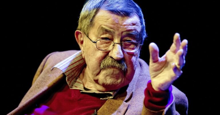 Günter Grass, escritor alemán, dejó una reflexión sobre la inmigración y las grandes culturas: "Europa no debería tener tanto miedo a la inmigración. Todas las grandes culturas surgieron a partir de formas de mestizaje"