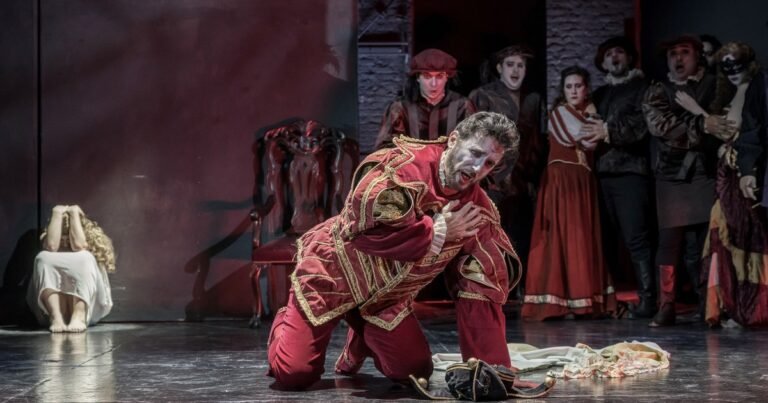 Cómo será la nueva puesta de "Rigoletto", que este viernes se estrena en Teatro Avenida, en el marco de la  temporada 2026 de Juventus Lyrica
