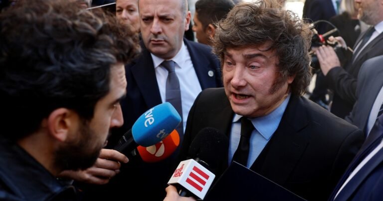 Con razón la gente se desconecta de la política: tal como están las cosas, todo puede ir para peor