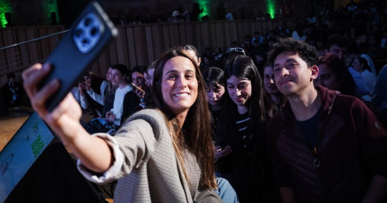 Agostina Alonso, la campeona del mundo que aprendió a convivir con la presión de Las Leonas