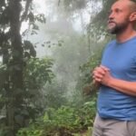 Joel vive solo en la selva desde hace tres años: "Los animales buscan paz y tranquilidad. Tenemos que aprender  mucho de ellos"