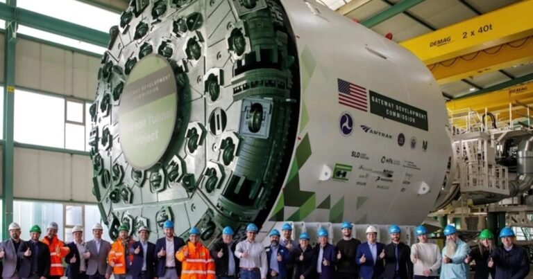 Una tuneladora gigante de 1.680 toneladas comenzó a perforar Nueva York: construirá un túnel ferroviario de 16.000 millones de dólares para conectarla con Nueva Jersey