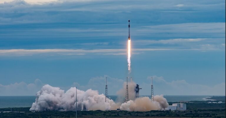 Ocho horas y un récord histórico: el vuelo exprés de SpaceX que rompió todas las marcas en Estados Unidos