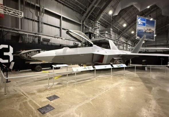 La Armada estimó un costo de 66.100 millones de dólares para un caza F-22 Raptor basado en portaaviones: desarrolló el Super Hornet por 3.300 millones de dólares