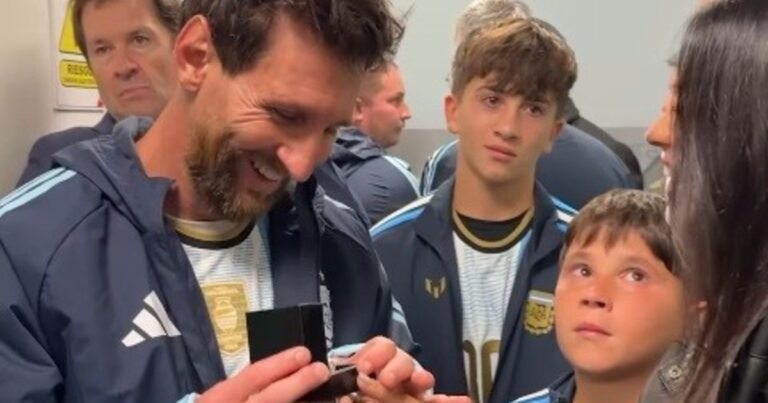 La despedida de Lionel Messi: del sentido posteo de Ángel Di María a los fastuosos regalos que le entregó el presidente de Conmebol