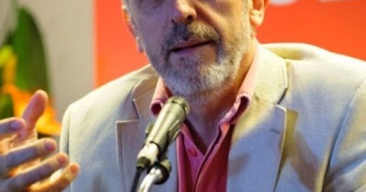 Mariano Fernández Enguita, sociólogo: “Cuando se jubila la gente, o se retira de la actividad laboral, hay una pérdida colectiva de talento y experiencia, conocimiento del que no se aprende en los libros”
