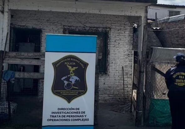 Oscura trama en Moreno: rescatan a una adolescente luego de comprobarse que su madre la prostituía y quedó detenida junto a cuatro vecinos más