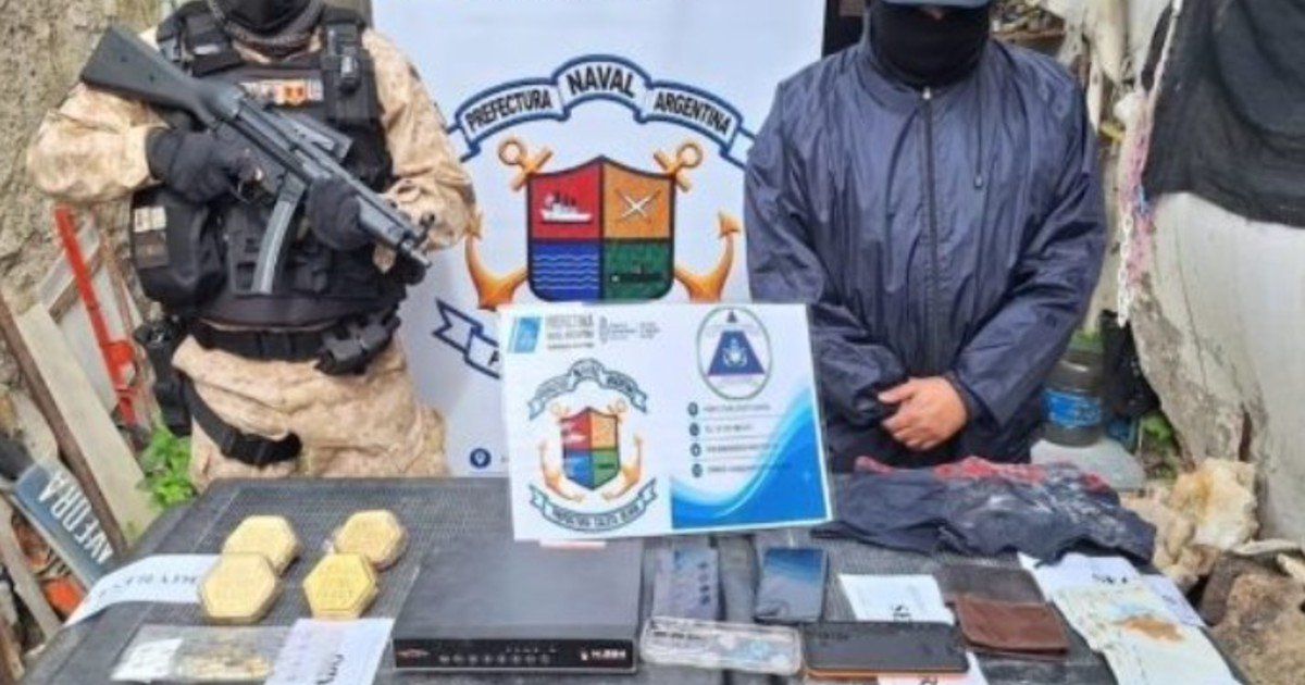 Encontraron lingotes de oro escondidos en un inodoro durante un allanamiento por la desaparición de un hombre en Santa Cruz
