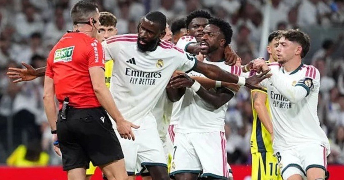La dura sanción para Vinícius en España: se pierde el Clásico contra Barcelona por tirar del pelo de un rival e insultar al árbitro