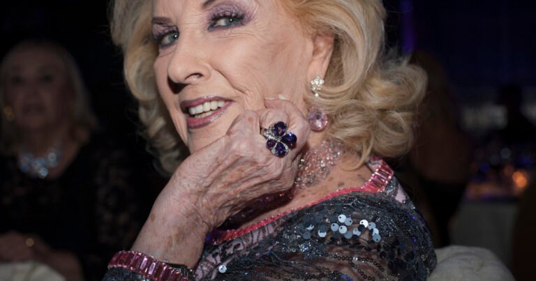 Mirtha Legrand: el nuevo parte médico indica que "continúa progresando en su rehabilitación kinesiológica" y seguirá internada al menos hasta el miércoles