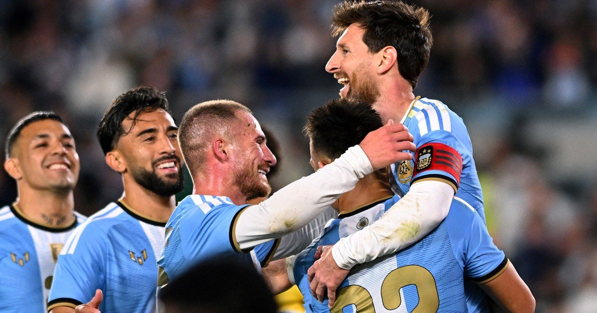 Así fue el último gol de Messi en la Selección: rompió su racha en los penales y lo festejó como un adolescente con la Scaloneta