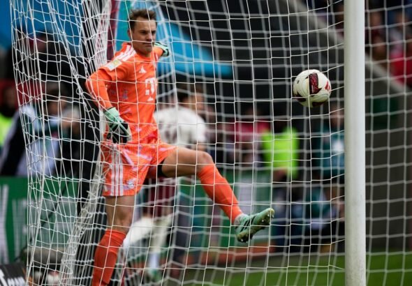Manuel Neuer se mandó un blooper insólito y el Bayern Munich sufrió el gol más rápido en la historia de la Bundesliga