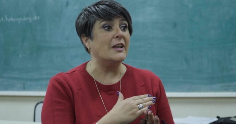 Del mapa pizarra al videojuego: la docente mendocina que llevó Minecraft a las aulas de su escuela