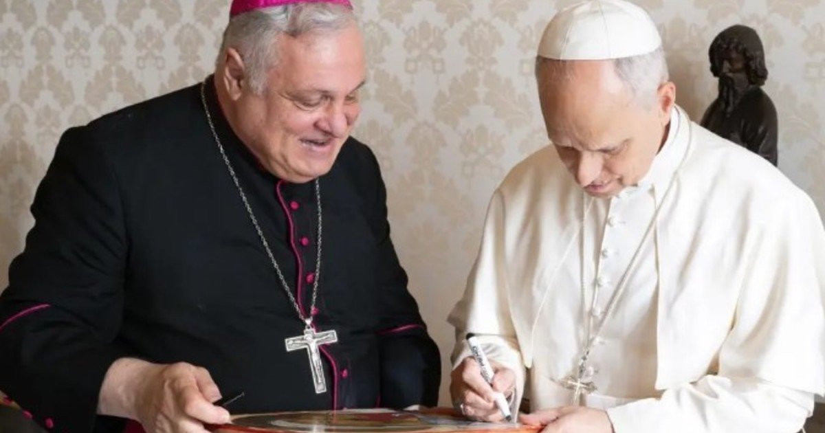El mensaje de la Conferencia Episcopal Argentina por la operación del Papa: "Que el señor le conceda fortaleza y paz en este momento"