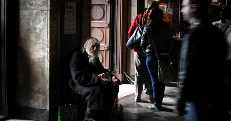 La fabulosa historia del mendigo que donó 5 millones de dólares a la Iglesia