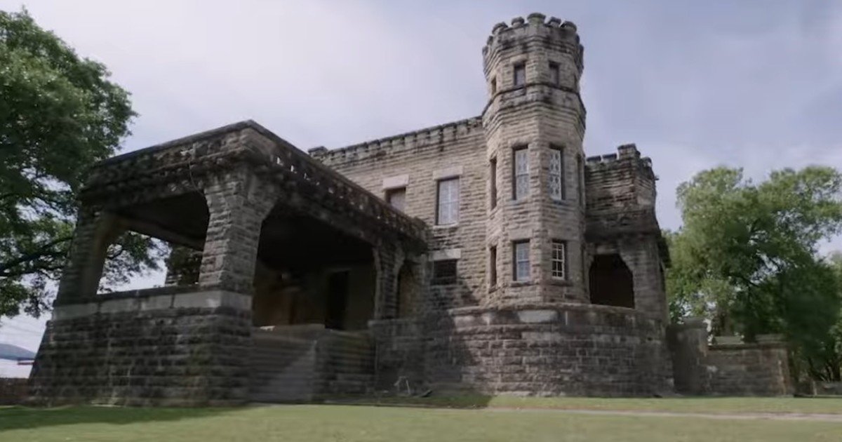 Chip y Joanna Gaines venden su castillo en Waco por 2,7 millones de dólares, que aparece en el programa Fixer Upper