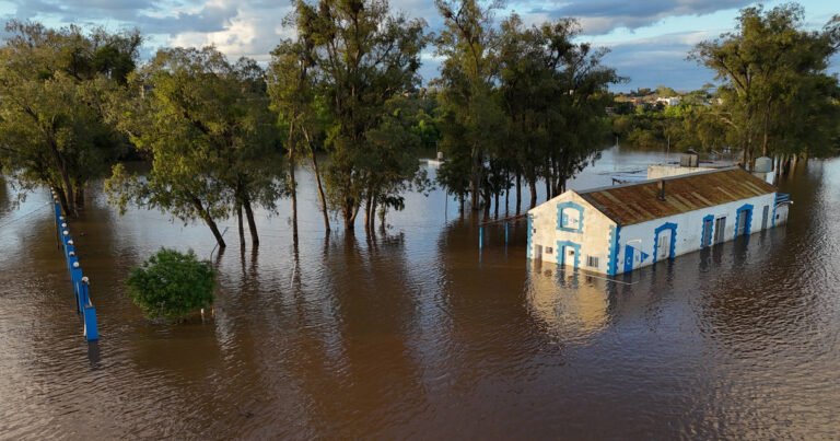 Fenómeno El Niño en Corrientes: el agua avanza y los vecinos se preparan para una inundación histórica