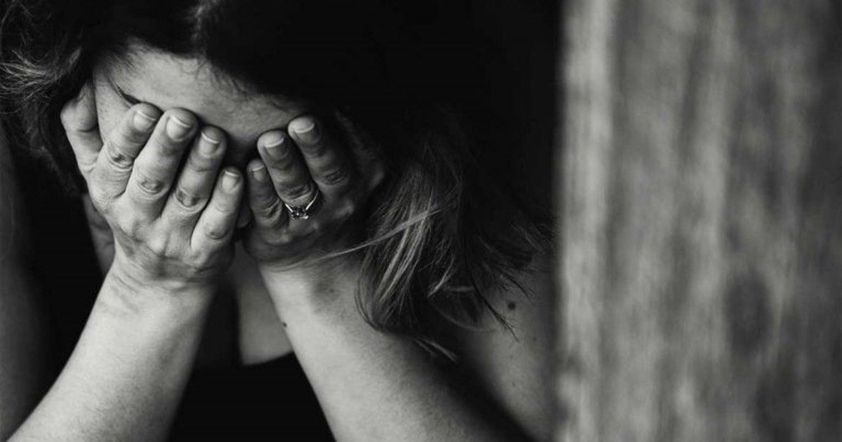 Indignación en Tapalqué: un video subido por una mujer registra el maltrato de su marido y piden que la Justicia actúe de oficio