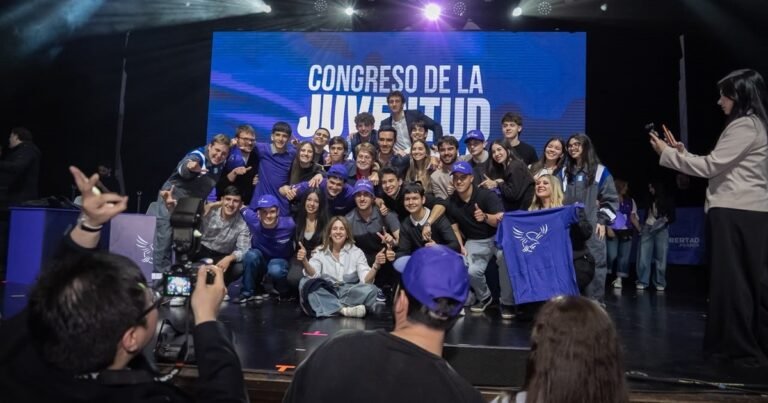 La Libertad Avanza armó un congreso de la juventud en la Ciudad y presiona al PRO en la pelea porteña