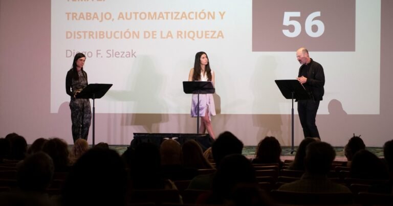 ¿Hay que pausar la inteligencia artificial? Un debate entre especialistas para la pregunta de momento