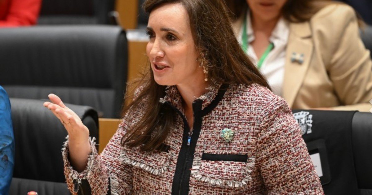 "Ninguna tecnología reemplaza la dignidad del trabajo": Villarruel llamó a regular la inteligencia artificial en el Foro Iberoamericano de Madrid