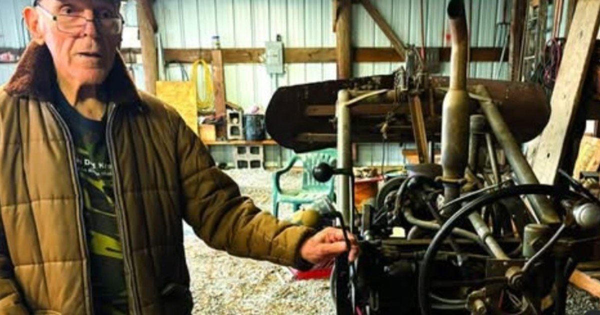 Hace 65 años armó un tractor quitanieves con piezas de chatarra y un chasis de un Ford Modelo A para limpiar las veredas de sus vecinos mayores, murió a los 93 años como un líder de su barrio