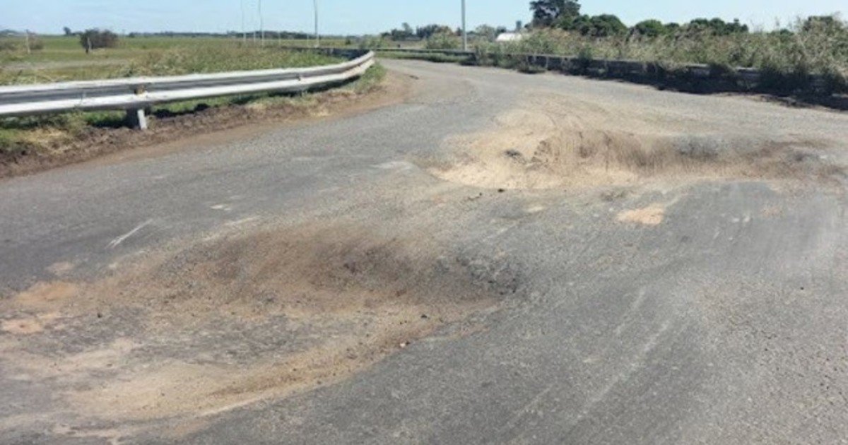 La manta corta que no devuelve recursos al campo