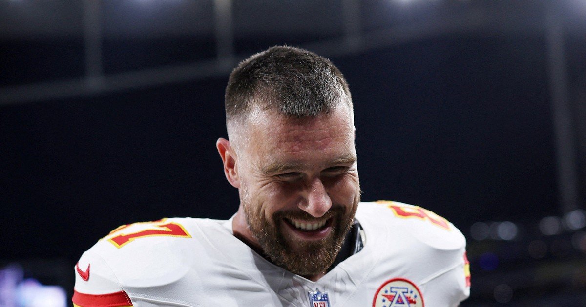 Cómo Travis Kelce está llevando su estilo al siguiente nivel con una campaña para Tommy Hilfiger