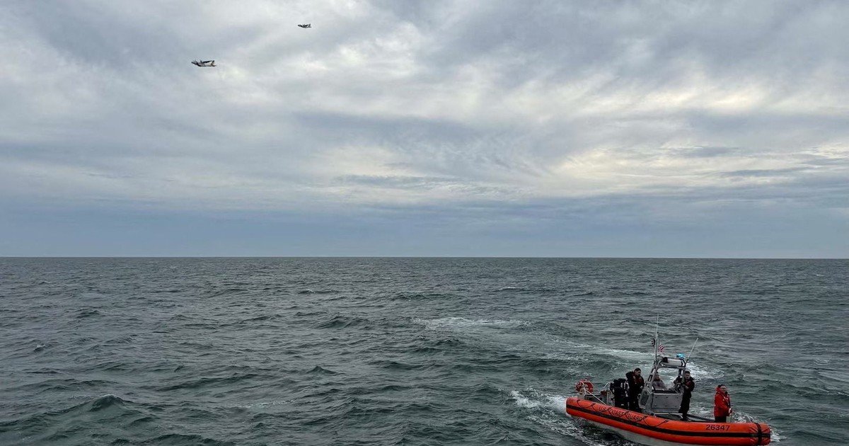 Estados Unidos: hallaron los restos del avión que desapareció frente a Nantucket, pero aún no hay rastros de sus seis ocupantes