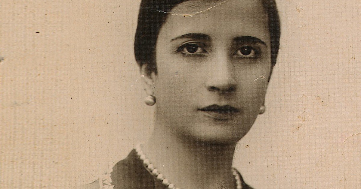Medina Onrubia: Salvadora, roja, brillante