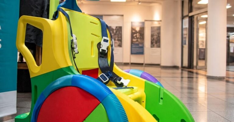 Solidaridad 3D: alumnos hicieron una silla de ruedas y la van a donar